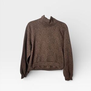 Abercrombie‎ & Fitch Size Medium Brown Leopard Print Sweater and Sweats (F)